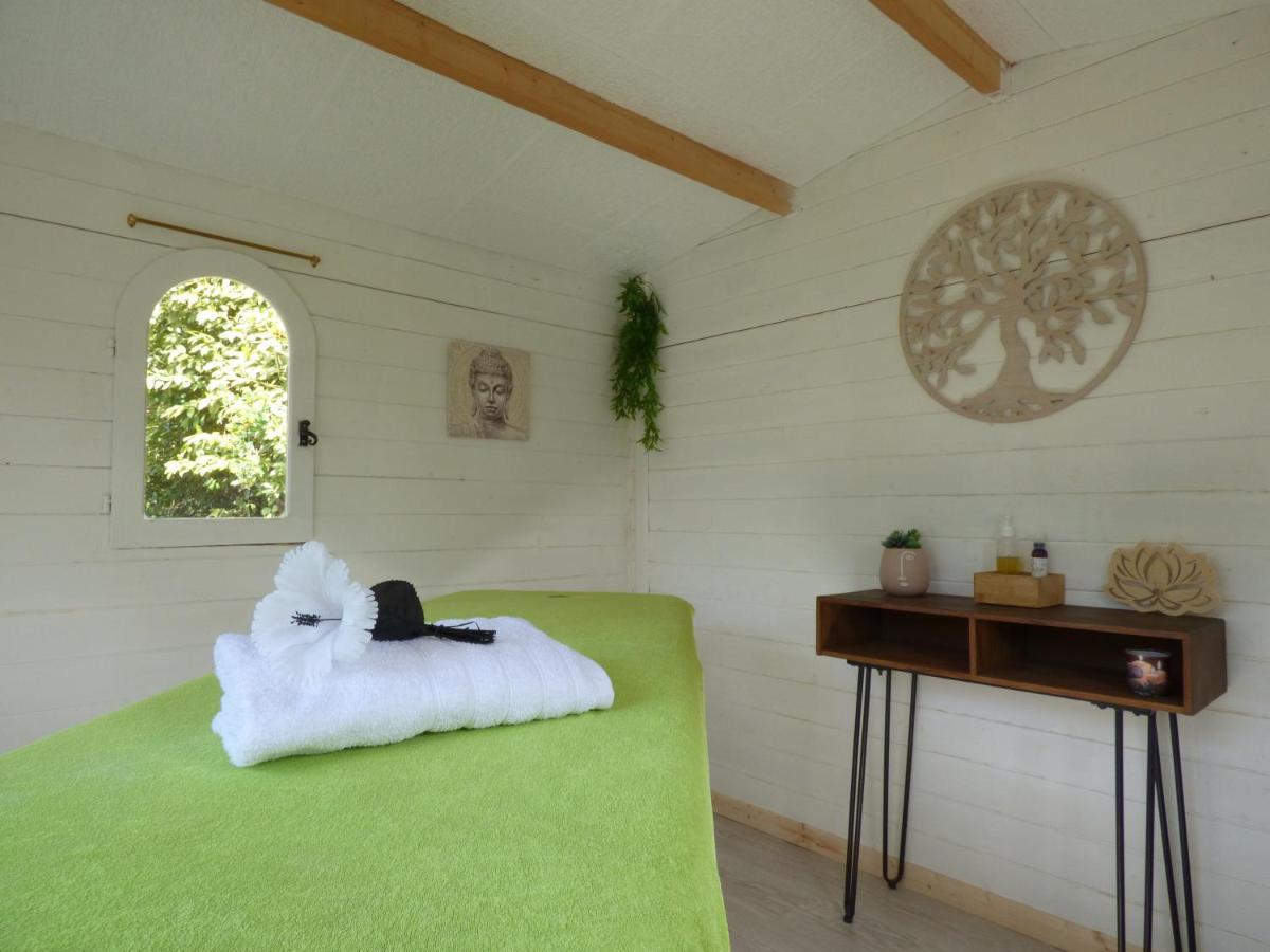Apartment Cezanne With Heated Pool And Private Garden Chateauneuf-Grasse Exterior photo